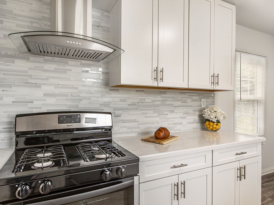 1st image of 2805 N Sierra Way