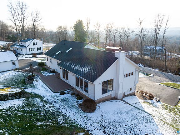 2nd image of 128 Ledge Road