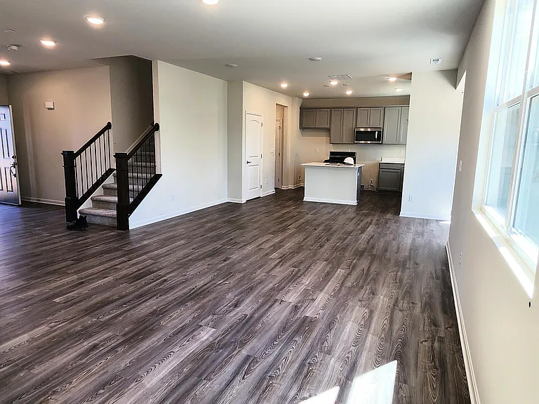 6508 Fair Ridge Ln — Photo 4