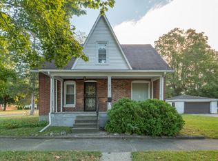 613 Washington St, Three Rivers, MI 49093