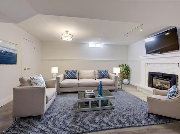 53 Cowan Blvd, Cambridge, ON N1T 1E6