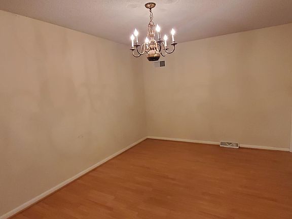3rd image of 1305 N 76th St