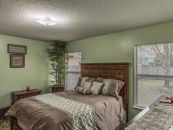 2nd image of 2730 Lantana Lakes Dr W