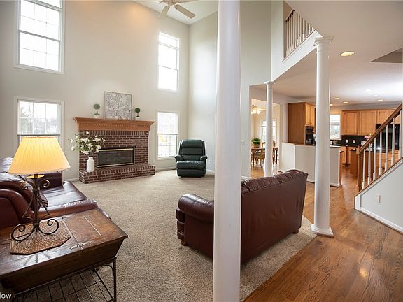 5th image of 3433 Truxton Pl