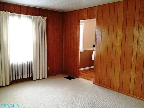 4th image of 1312 Carolyn Ave