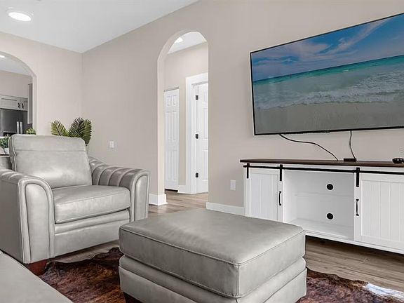 5th image of 8103 COCONUT PALM WAY #103