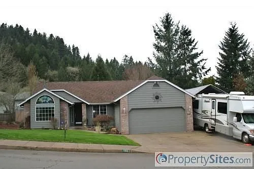 586 S 68th Pl photo 1