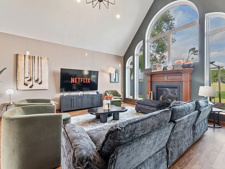 7724 Golfhill Dr — Photo 14