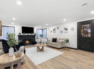 W156N8813 Pilgrim ROAD, Menomonee Falls, WI 53051