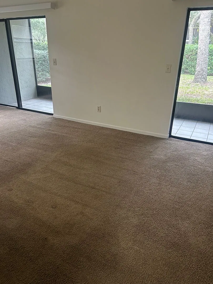 1 Veronese Ct — Photo 4
