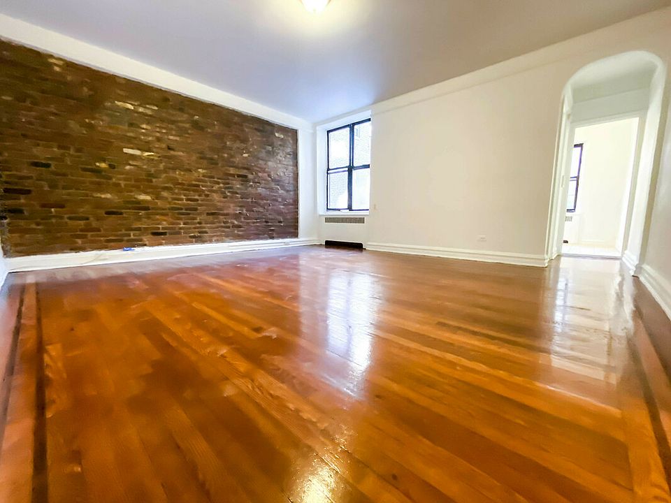 3111 Crescent St Astoria NY Zillow