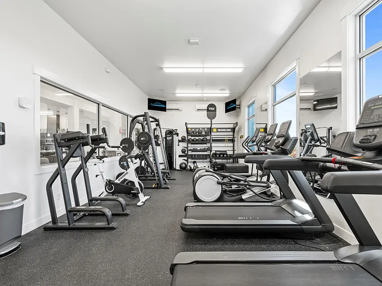 Columbia River Walk Apartments — Photo 45