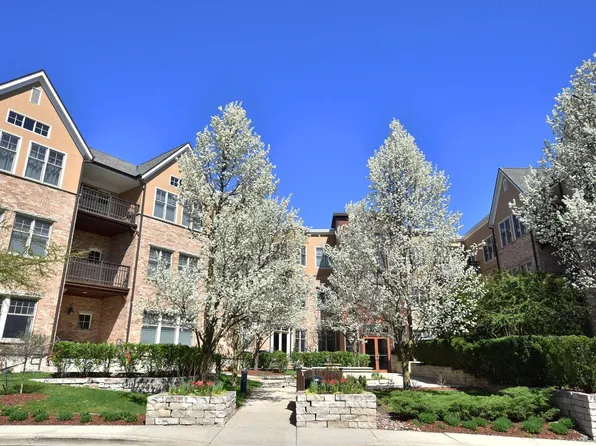 13130 Watertown Plank ROAD #212, Elm Grove, WI 53122
