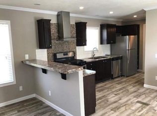 74 Fall Dr, Davenport, IA