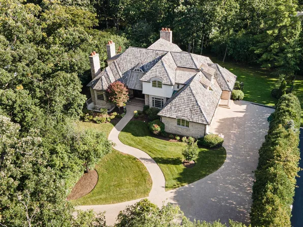 1401 W Everett Rd, Lake Forest, IL 60045