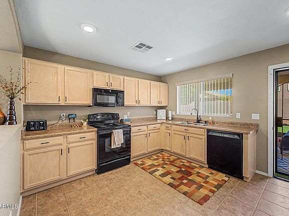 4th image of 17222 W MOHAVE Street