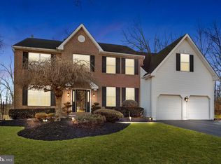 103 Woodhollow Ct, Sellersville, PA 18960