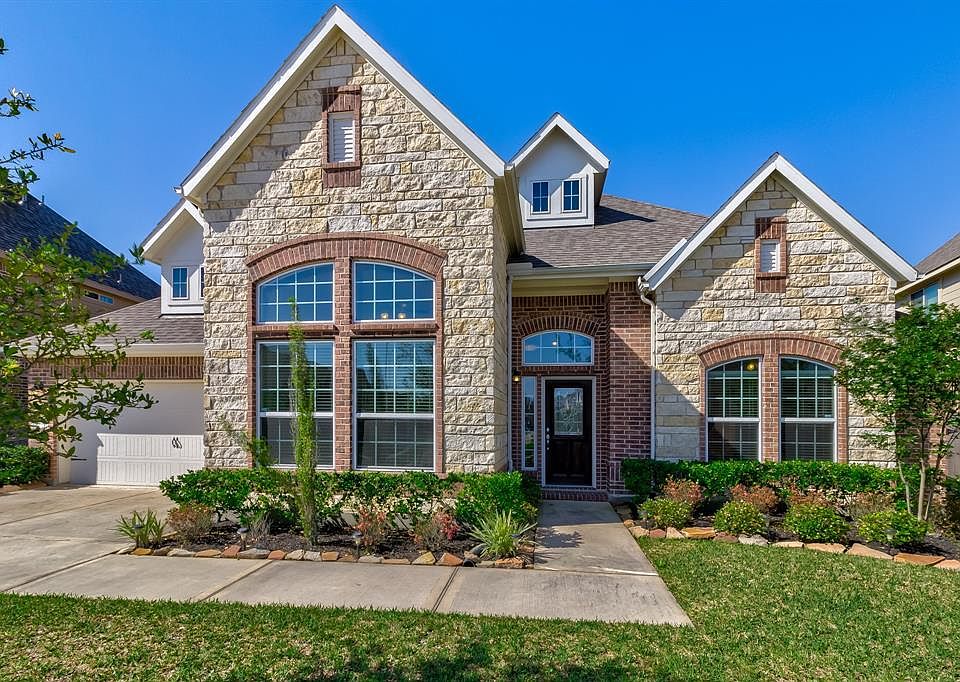 1st image of 14815 Kenton Place Ln