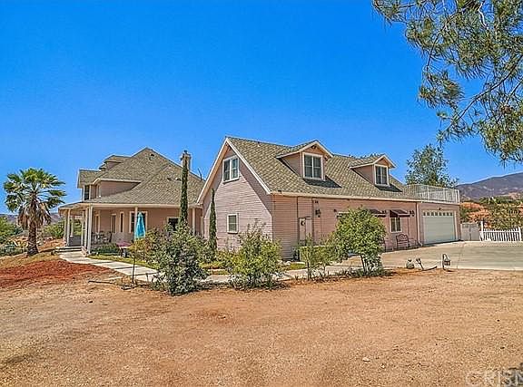 2nd image of 33581 Chrisco St