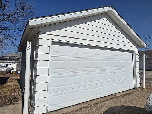 2 car garage