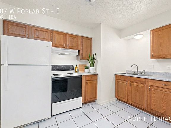 4th image of 400 W Poplar St APT E