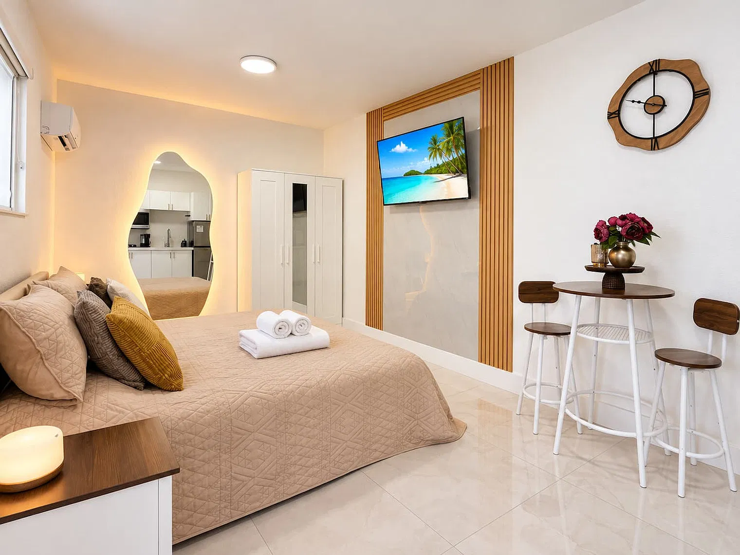 Studio, 1.0 bath, 344 sqft, $3,638 — Photo 4