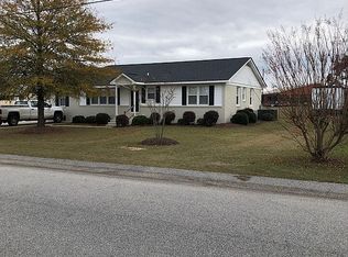 2722 W Ridgecrest Cir, Florence, SC 29501