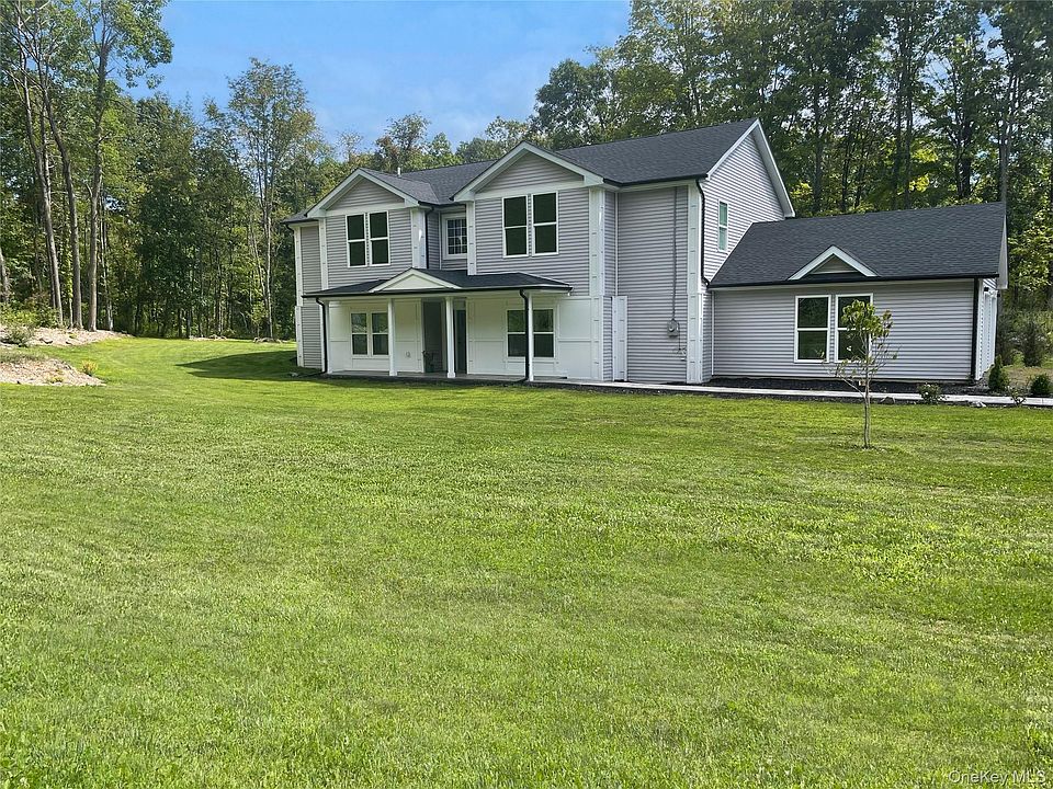 1st image of 82 Hampton Road
