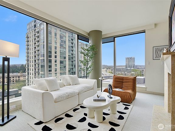 3rd image of 10650 NE 9th Place #1527