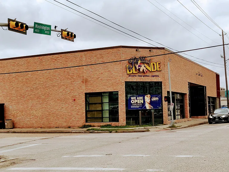 4313 Center St — Photo 47