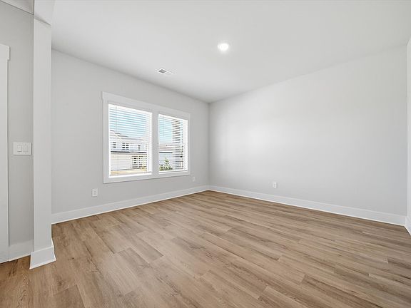 Flex Room