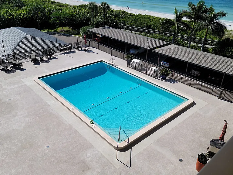 7650 Bayshore Dr — Photo 8