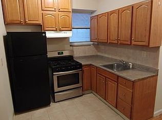 520 46th St APT 1F, Brooklyn, NY 11220