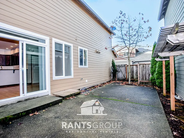 4726 46th Ave SE — Photo 25