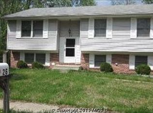 26 Jameson Ln, Baltimore, MD 21208