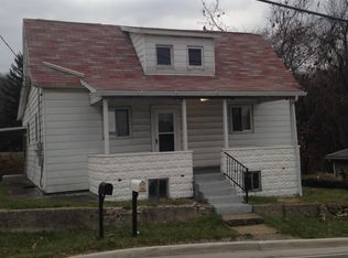 1347 Richwood Ave, Morgantown, WV 26505