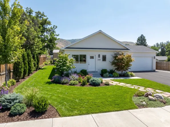 220 E 200 S, Mount Pleasant, UT 84647