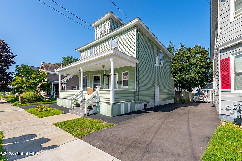 3rd image of 226 Cherry Street