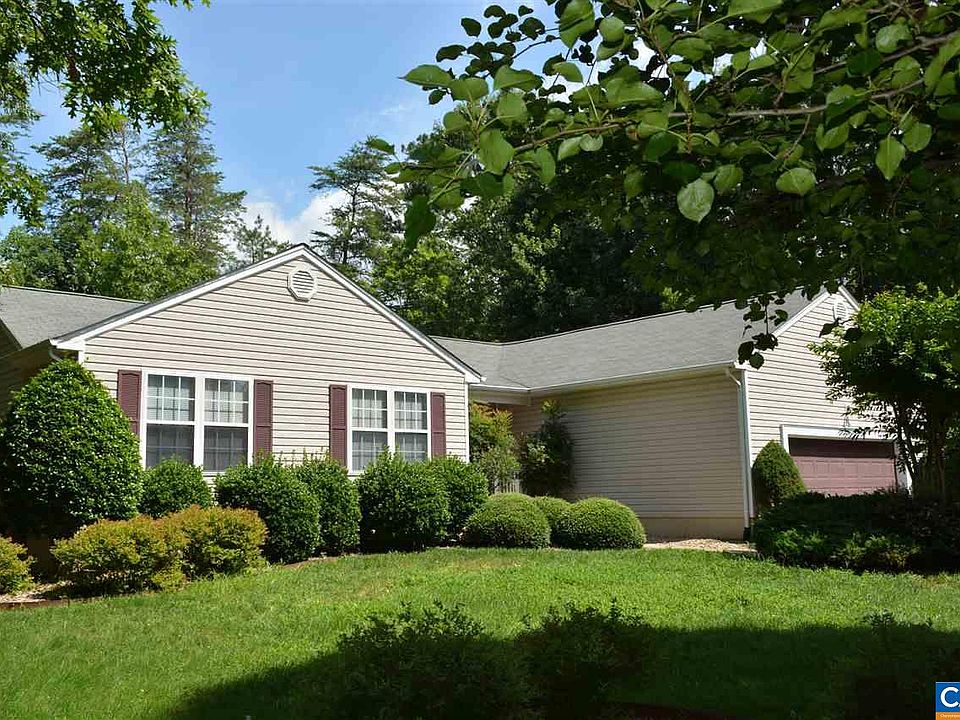 1st image of 555 Jefferson Dr
