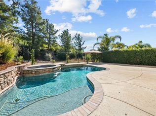 29872 Cambridge Ave, Castaic, CA 91384