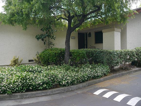 3rd image of 2044 Acacia Ct