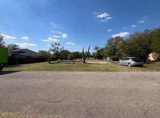 907 N Riggins St, Anna, TX 75409