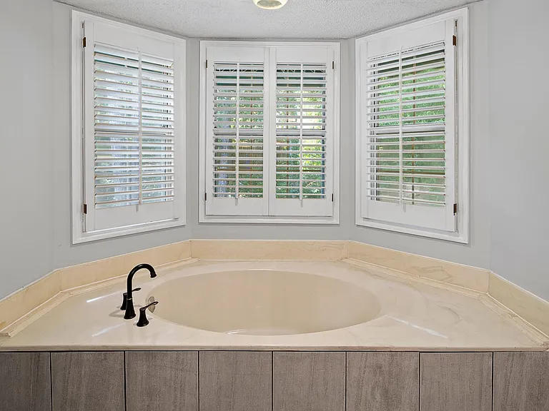 5049 Laurel Springs Way SE — Photo 16