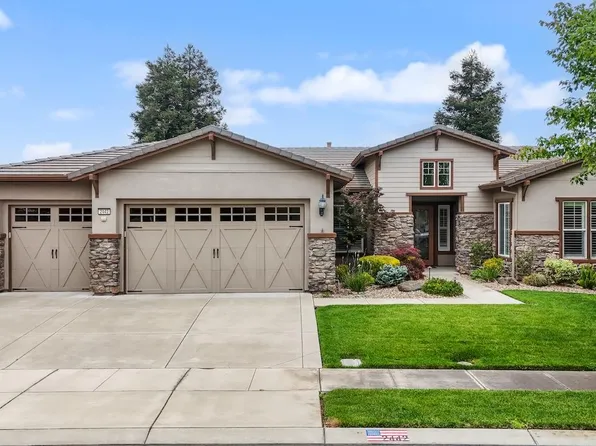 2442 Pepper Tree Ln, Manteca, CA 95336