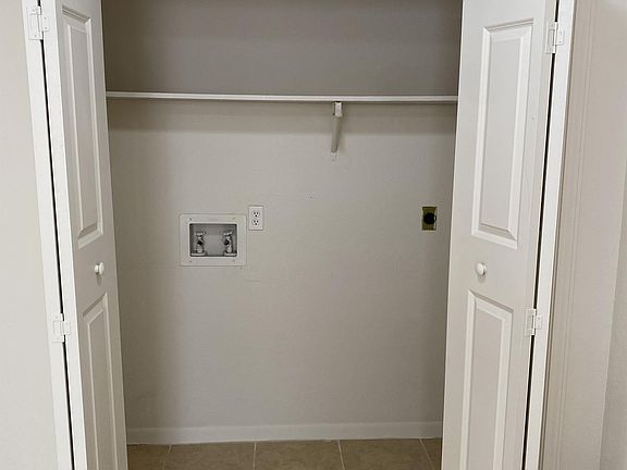 4th image of 314 Erby Ave APT B