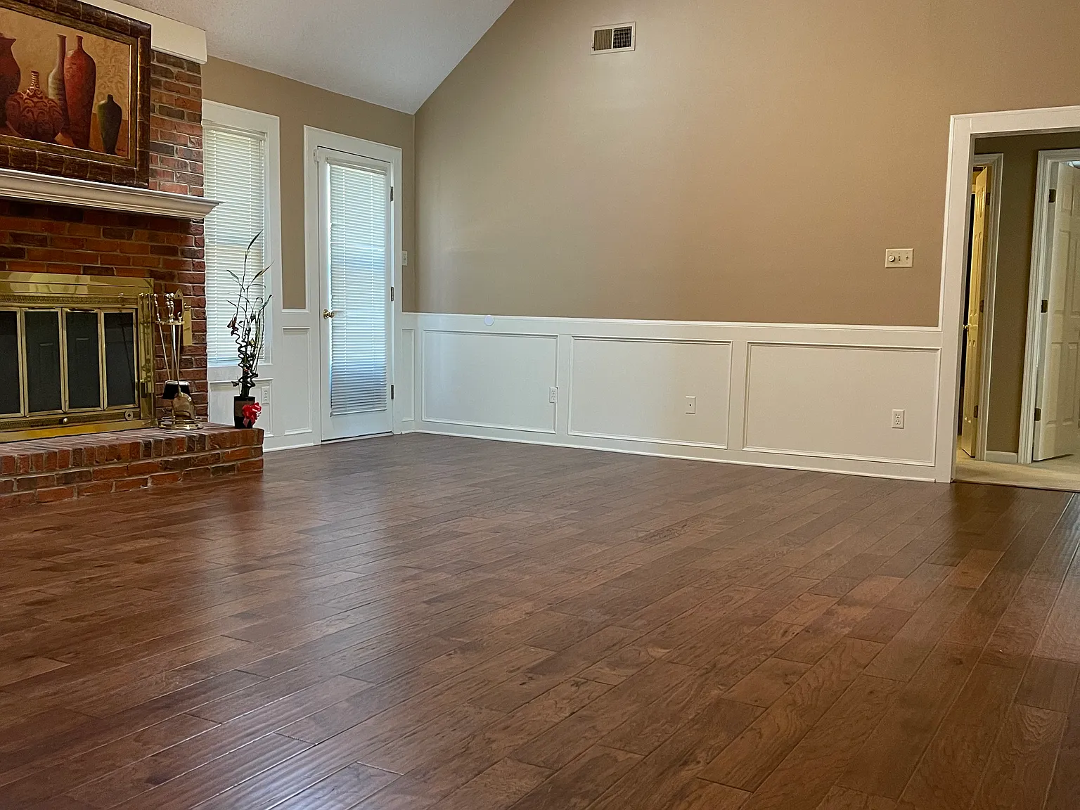3 bed, 2.5 bath, 2080 sqft, $1,950 — Photo 4