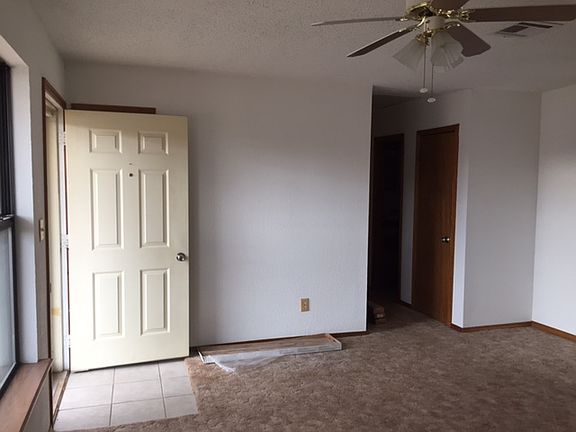 4th image of 700 NW White St
