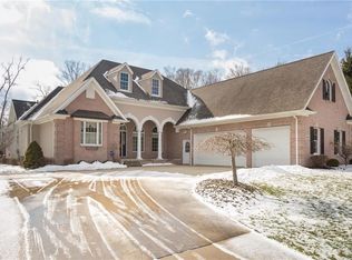 6546 Clubview Dr, Westfield Center, OH 44251