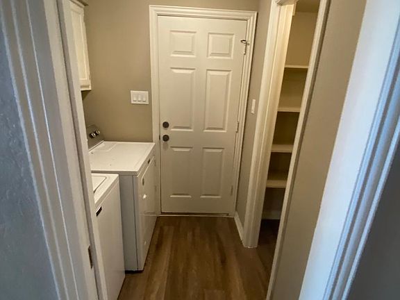 4th image of 512 Chateau Ct