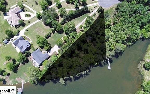 3rd image of 111 Waterford Dr